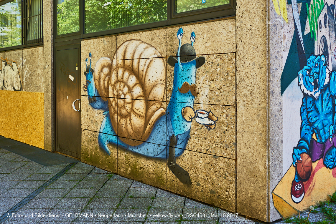 21.03.2017 - Abrissbaustelle Quiddezentrum in Neuperlach